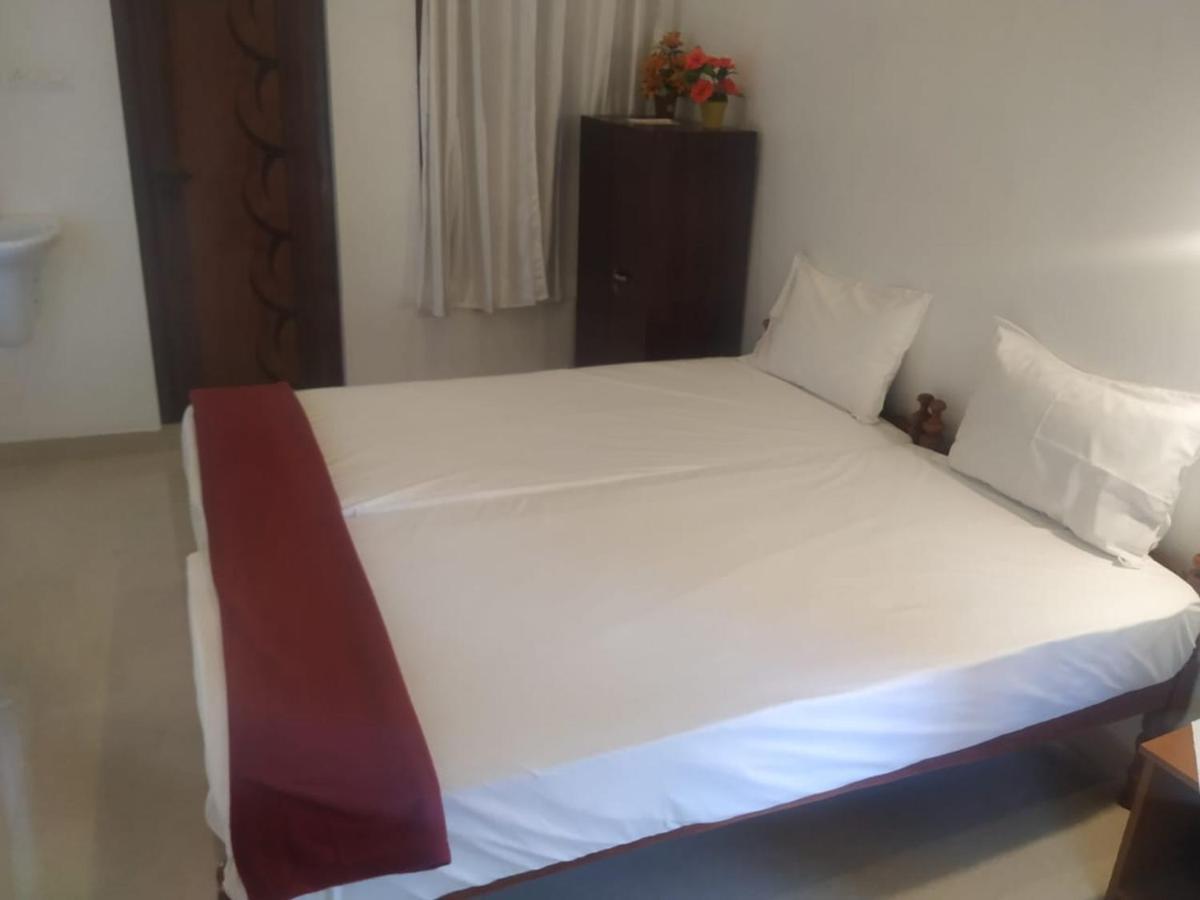 Vintage Inn Homestay Черай Бийч Екстериор снимка